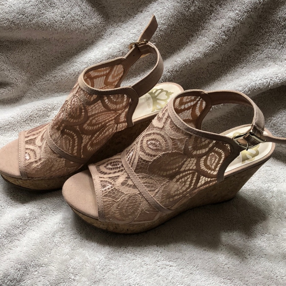 Fergalicious wedge size 9